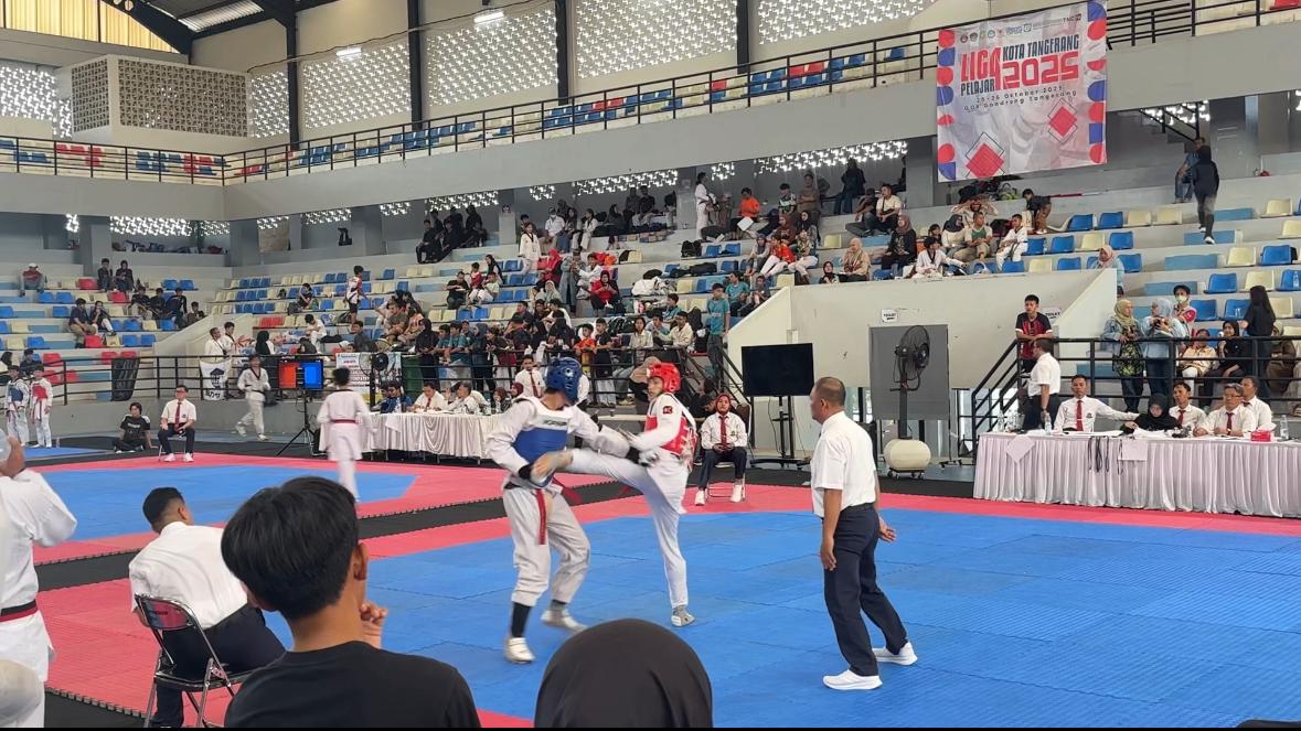 Atlet Taekwondo Berlaga di Ajang Pengcab Kota Tangerang