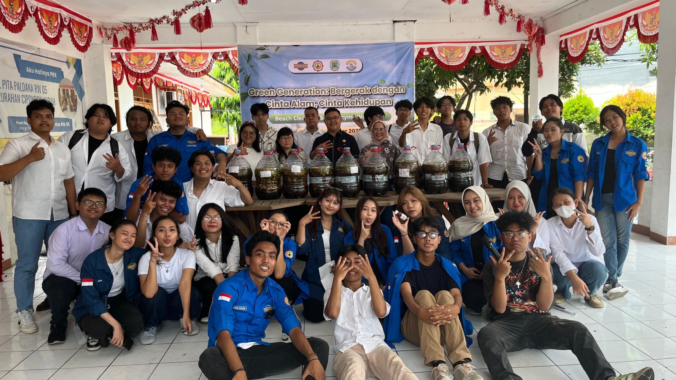 Aksi Nyata Peduli Lingkungan: HIMAKOM UBD Gelar Workshop Ecoenzyme di Cipondoh