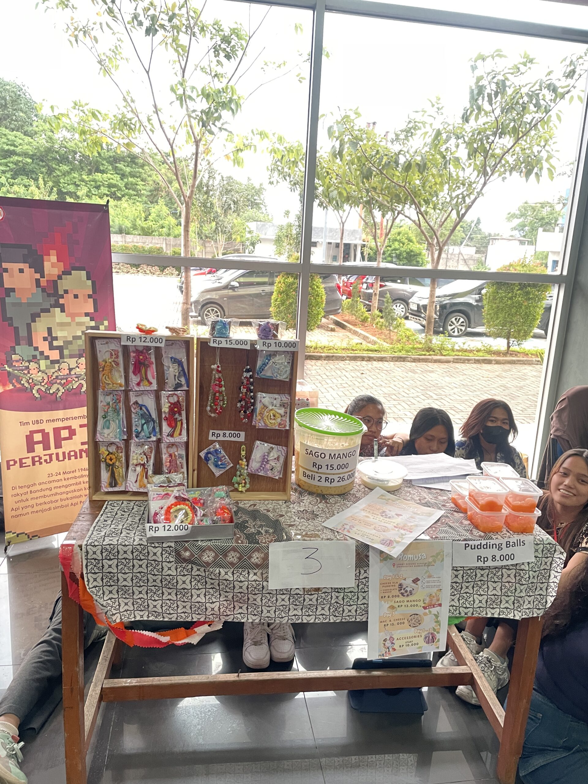 “Beat N biz” UBD Diserbu Pengunjung,Semarkan jiwa kewirausahaan Mahasiswa