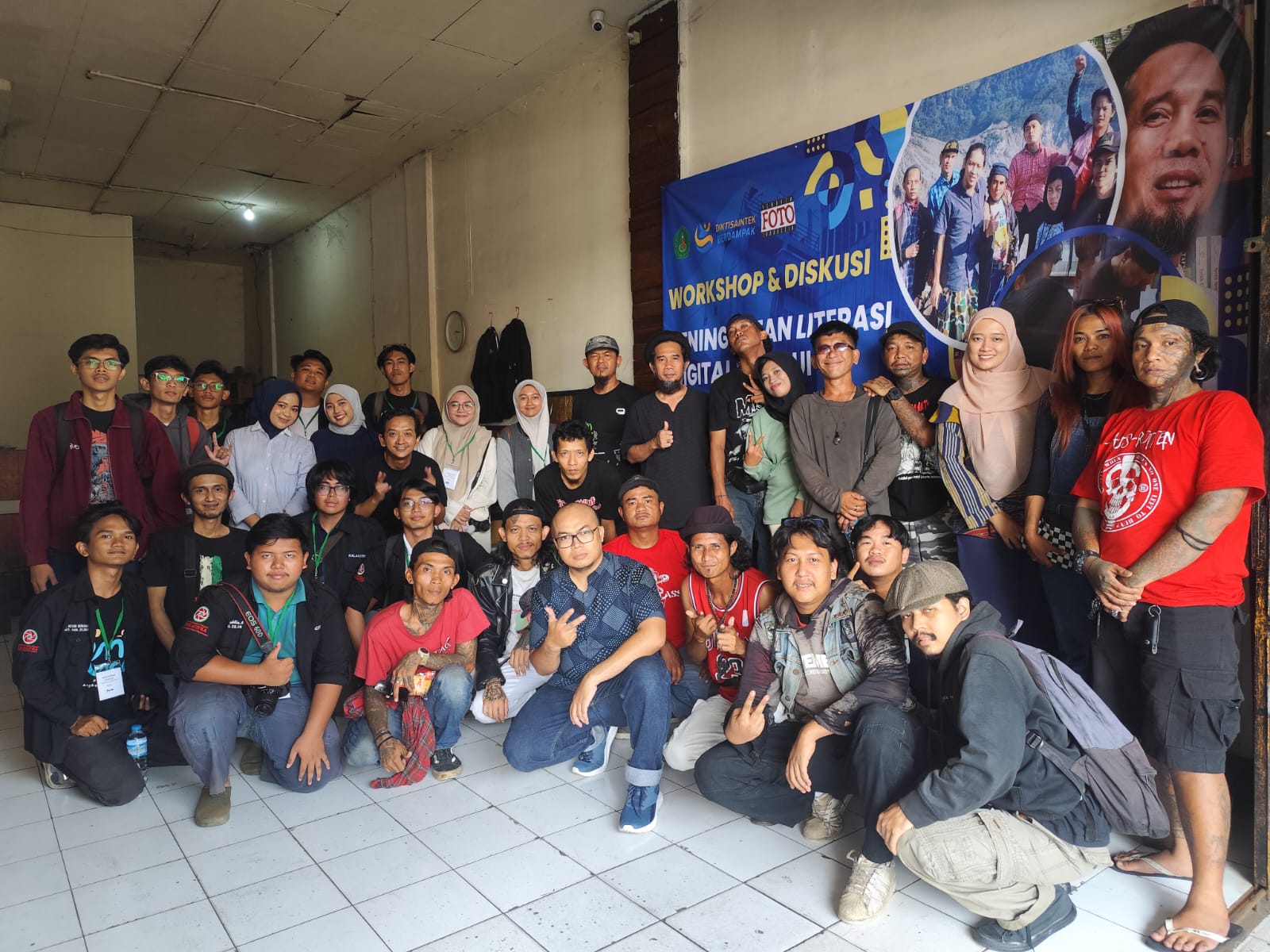 Unis Tangerang Bersama PFI Gelar Workshop Photovoice untuk Tingkatkan Literasi Digital Komunitas Punk dan Anak Jalanan